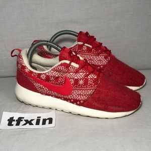 Nike Roshe One Winter “Christmas Sweater”